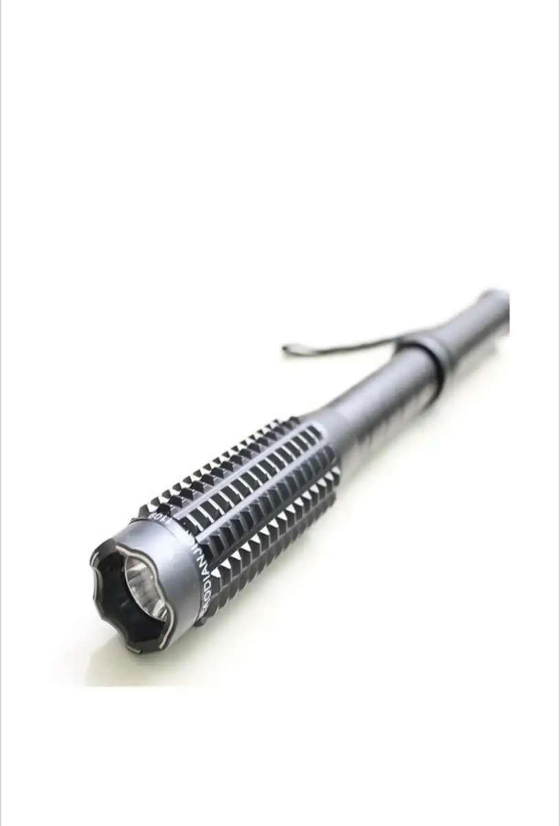 1109 Type self defense flashlight