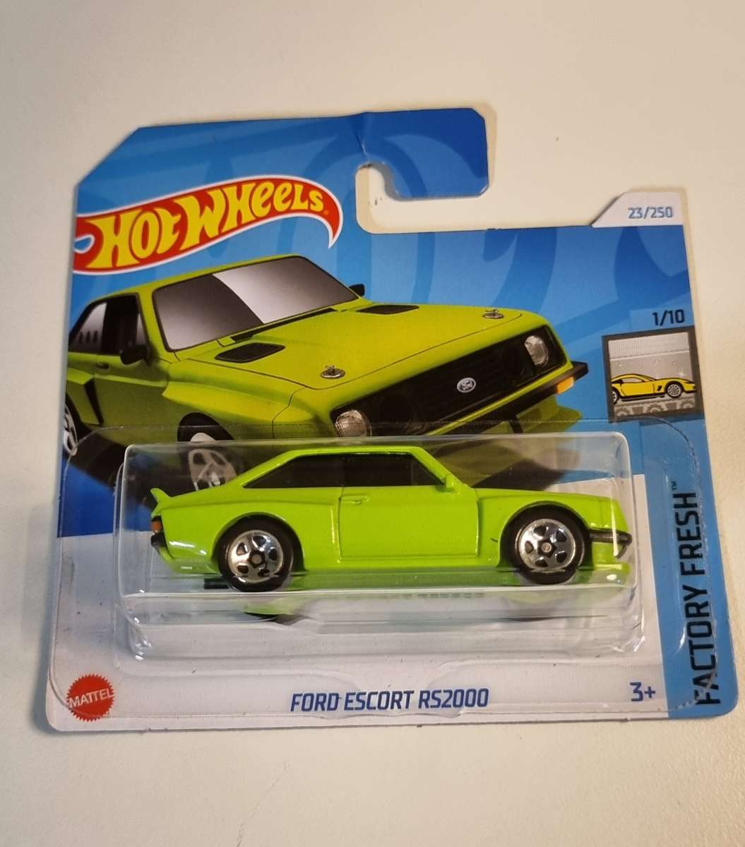 Hot Wheels Ford Escort RS2000 Super Treasure Hunt Combo