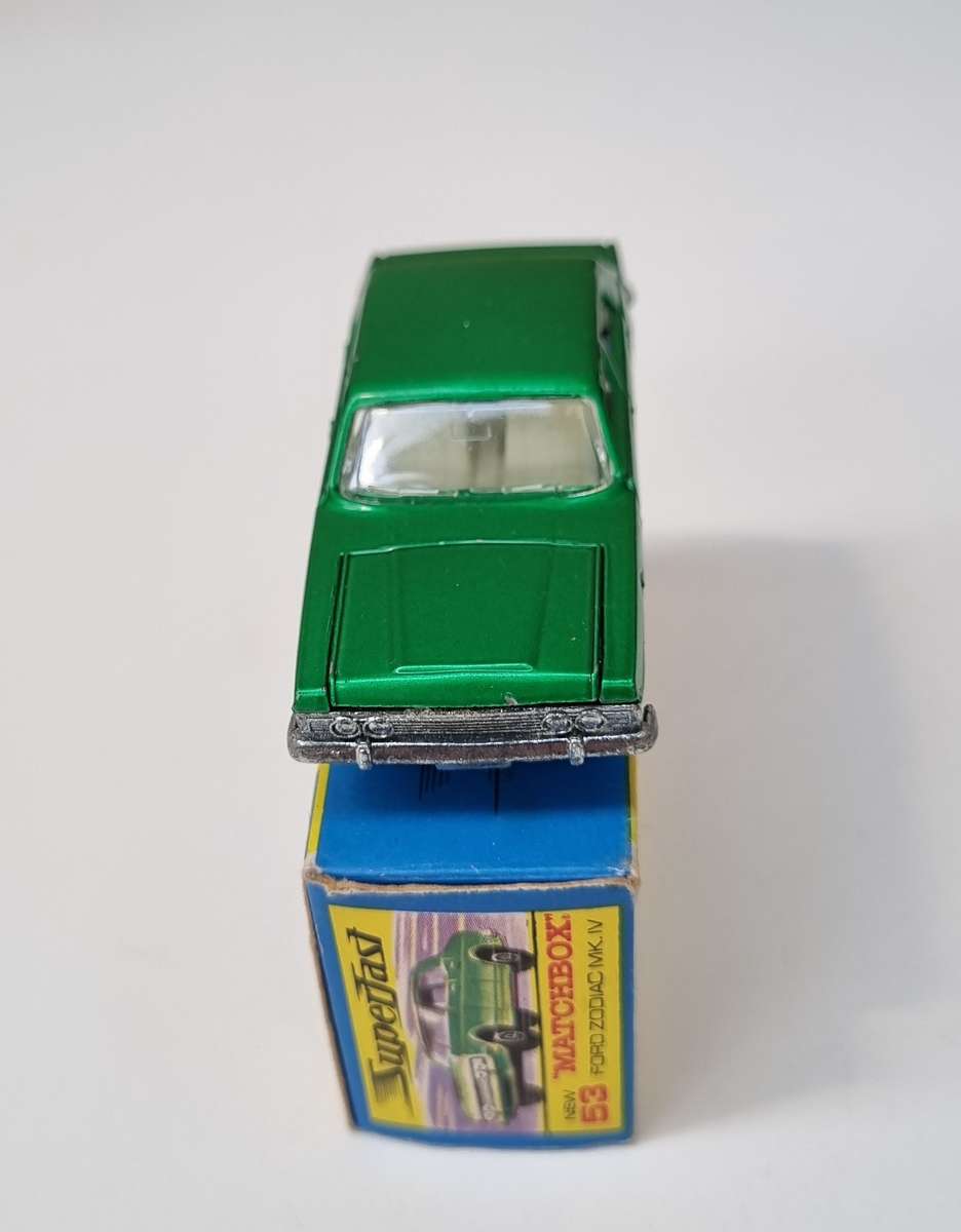 Matchbox Lesney 53C Ford Zodiac MkIV Original Box