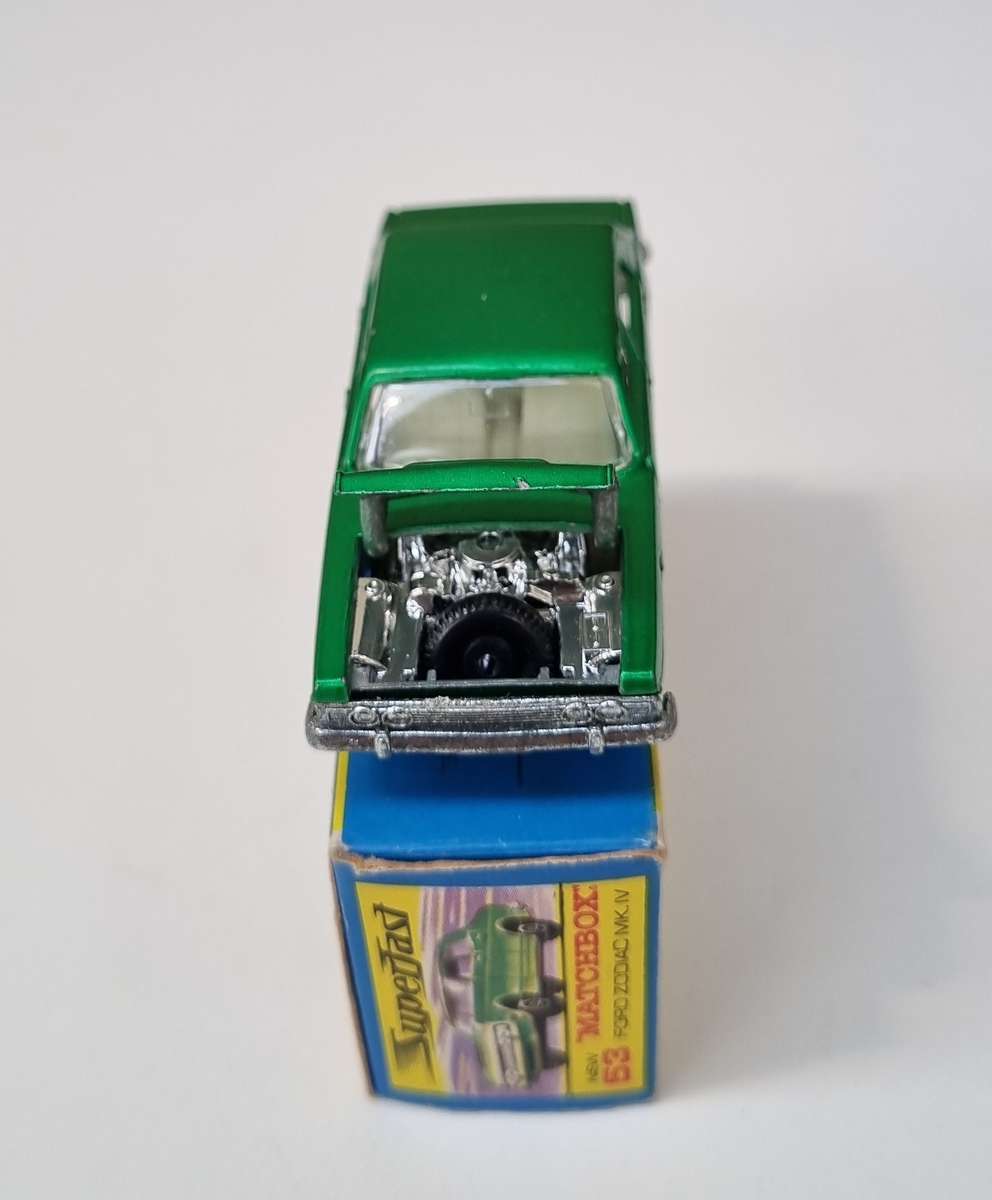 Matchbox Lesney 53C Ford Zodiac MkIV Original Box