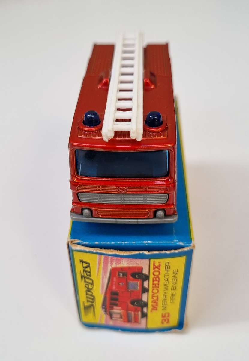 Matchbox Lesney 35C Merryweather Fire Engine Original Box