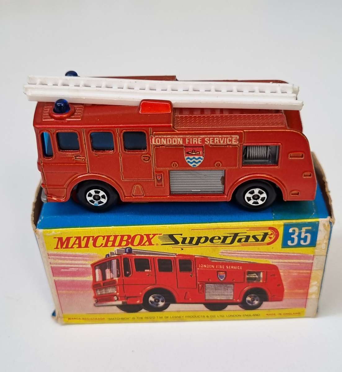 Matchbox Lesney 35C Merryweather Fire Engine Original Box
