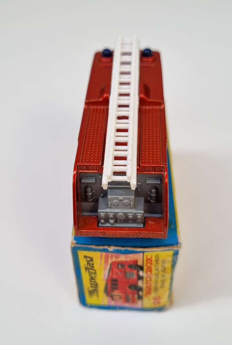 Matchbox Lesney 35C Merryweather Fire Engine Original Box
