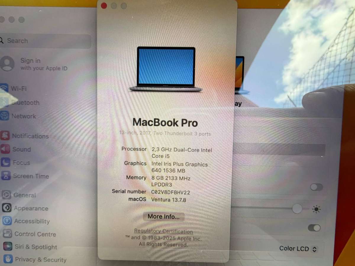 GREAT DEAL: Macbook Pro 2017, 128GB, 8GB 2133Mhzz, 2.3Ghz Dual Core Intel Core i5