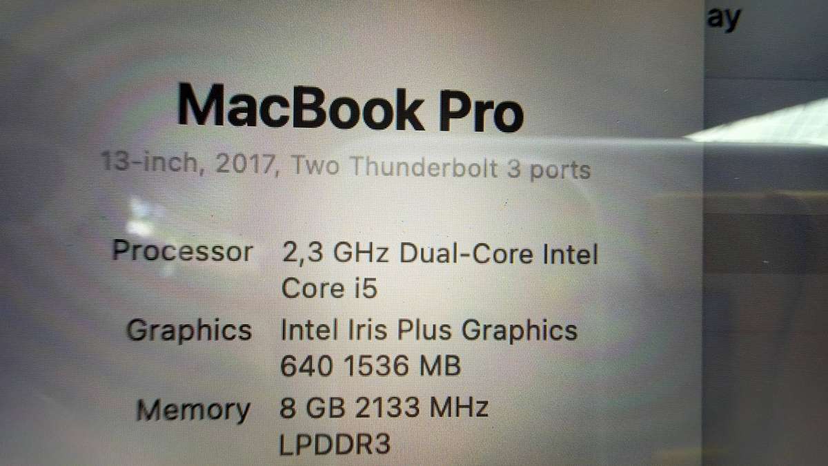 GREAT DEAL: Macbook Pro 2017, 128GB, 8GB 2133Mhzz, 2.3Ghz Dual Core Intel Core i5