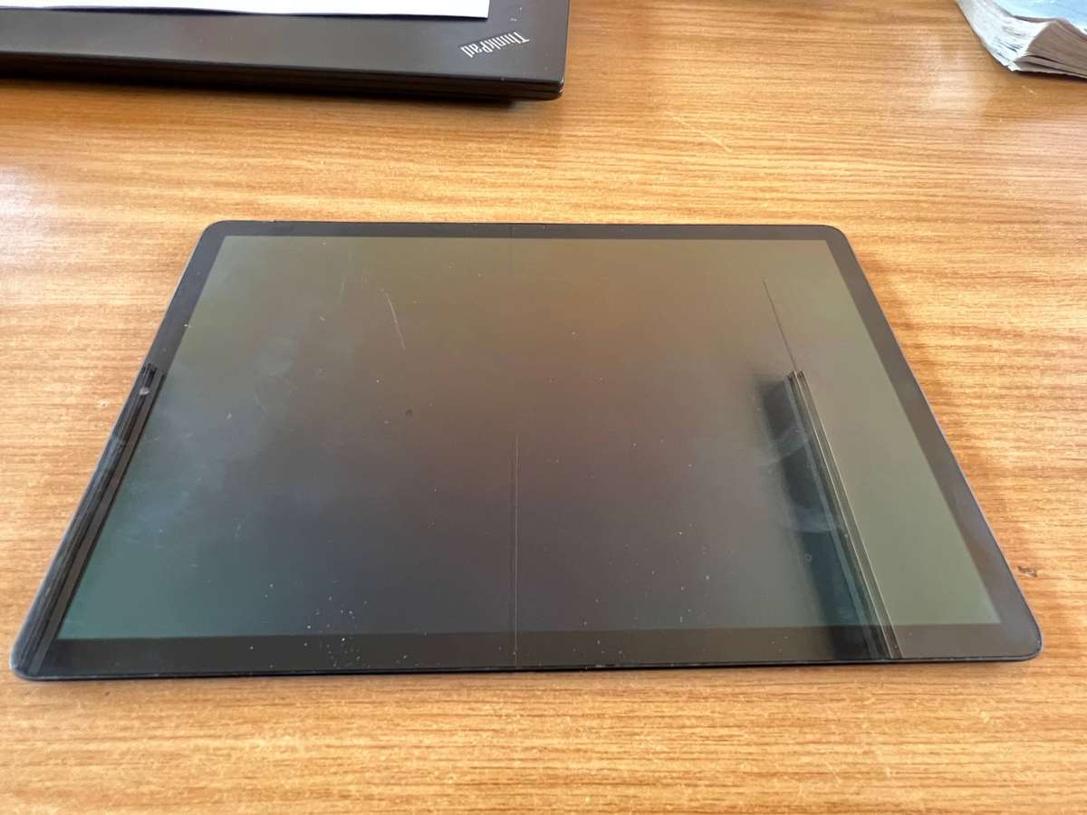 Samsung Galaxy Tab S5e 10.5" LTE & WiFi Tablet - Black