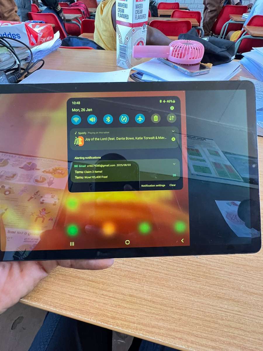 Samsung Galaxy Tab S5e 10.5" LTE & WiFi Tablet - Black