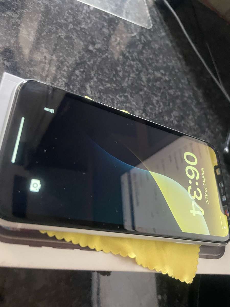 iPhone Xr 64GB white NEW