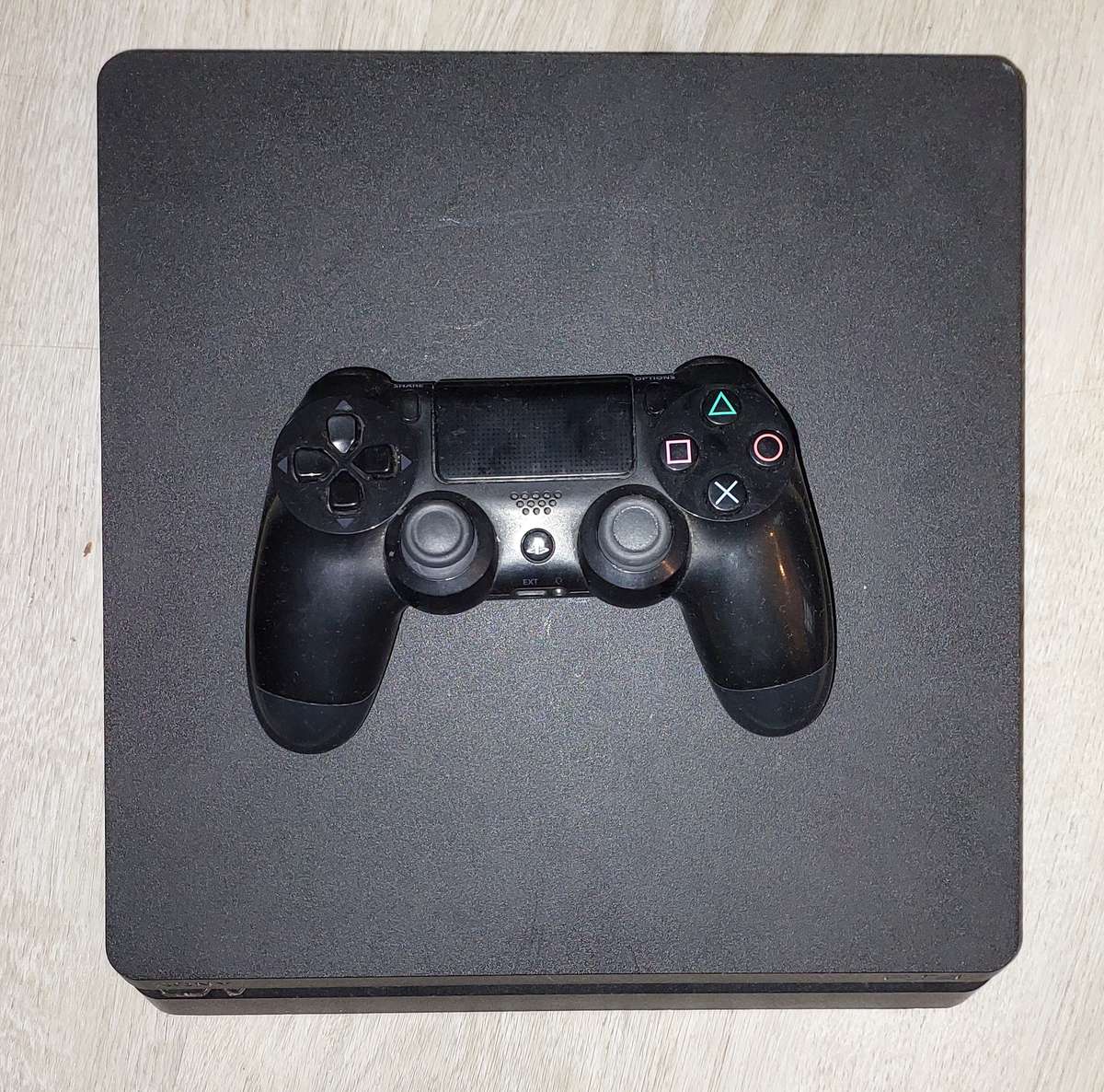 PS4 Console