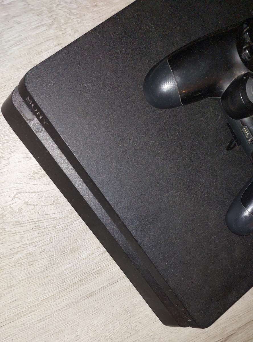 PS4 Console