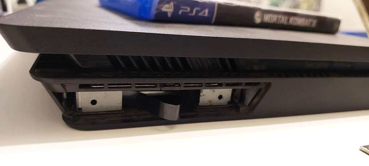 PS4 Consoles + Controller and Game