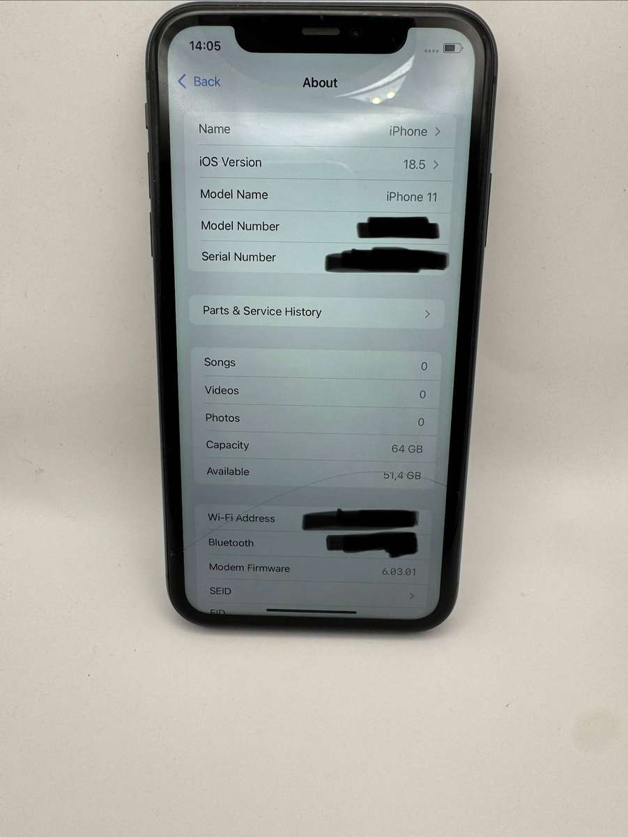 Clearance  - iPhone 11 64GB [Cracked Screen]