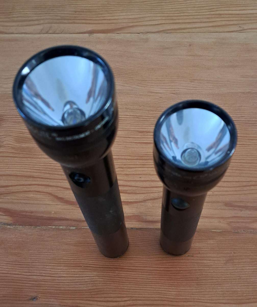 2x Mag-Lite USA made flashlight torch