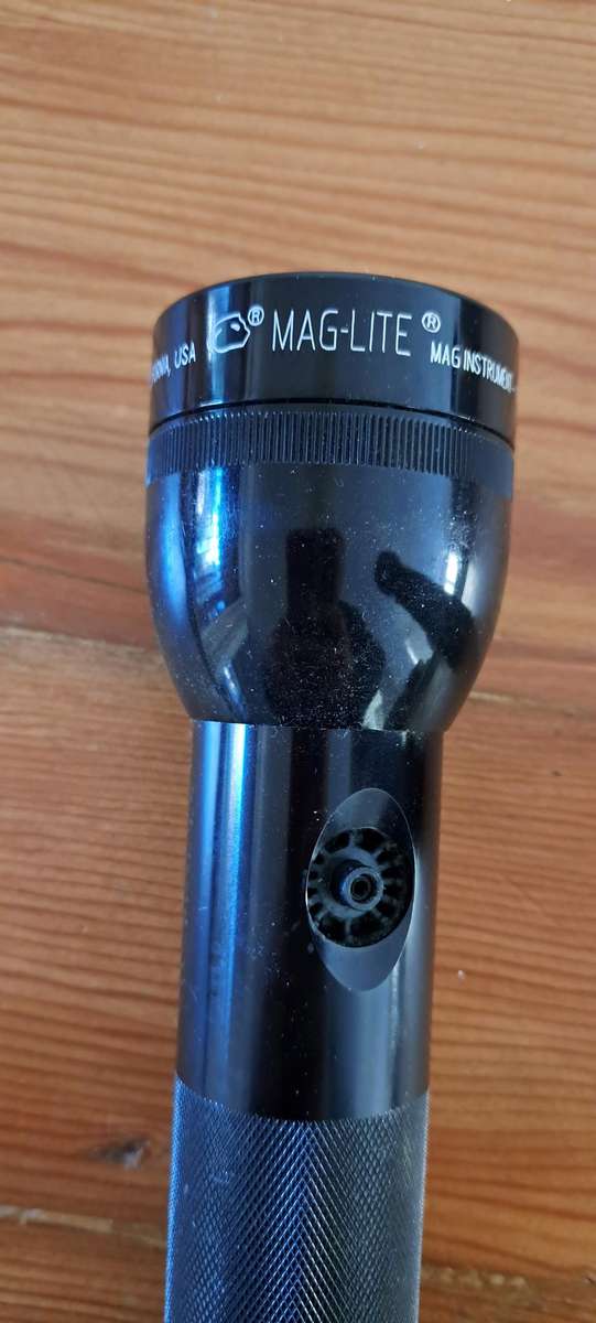 2x Mag-Lite USA made flashlight torch