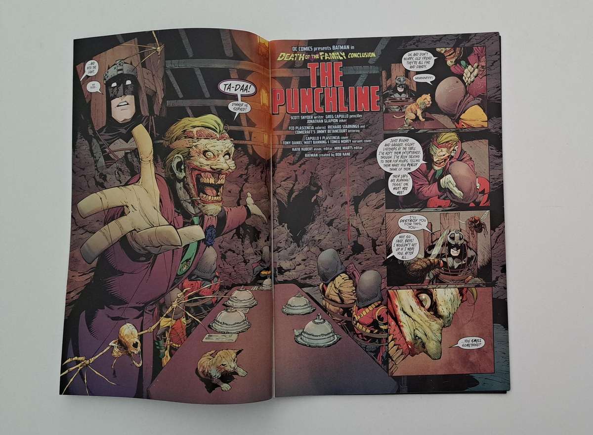 DC comic books - Batman (2011 2nd Series) #17A rare old collectable