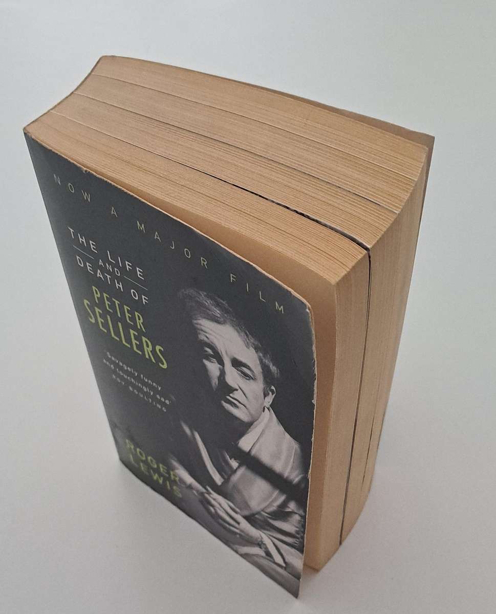 The Life & Death Of Peter Sellers By Roger Lewis (1994) The Pink Panther movie film Actor biography