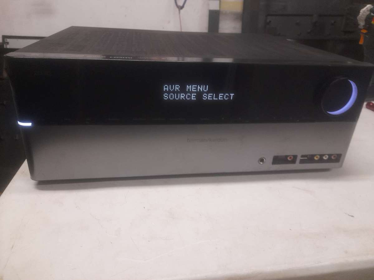 HARMAN KARDON AVR460/230 RECEIVER | 7.1 CH |  140W @ 6OHMS | 1080p HD PASSTHRU AND UPSCALLING