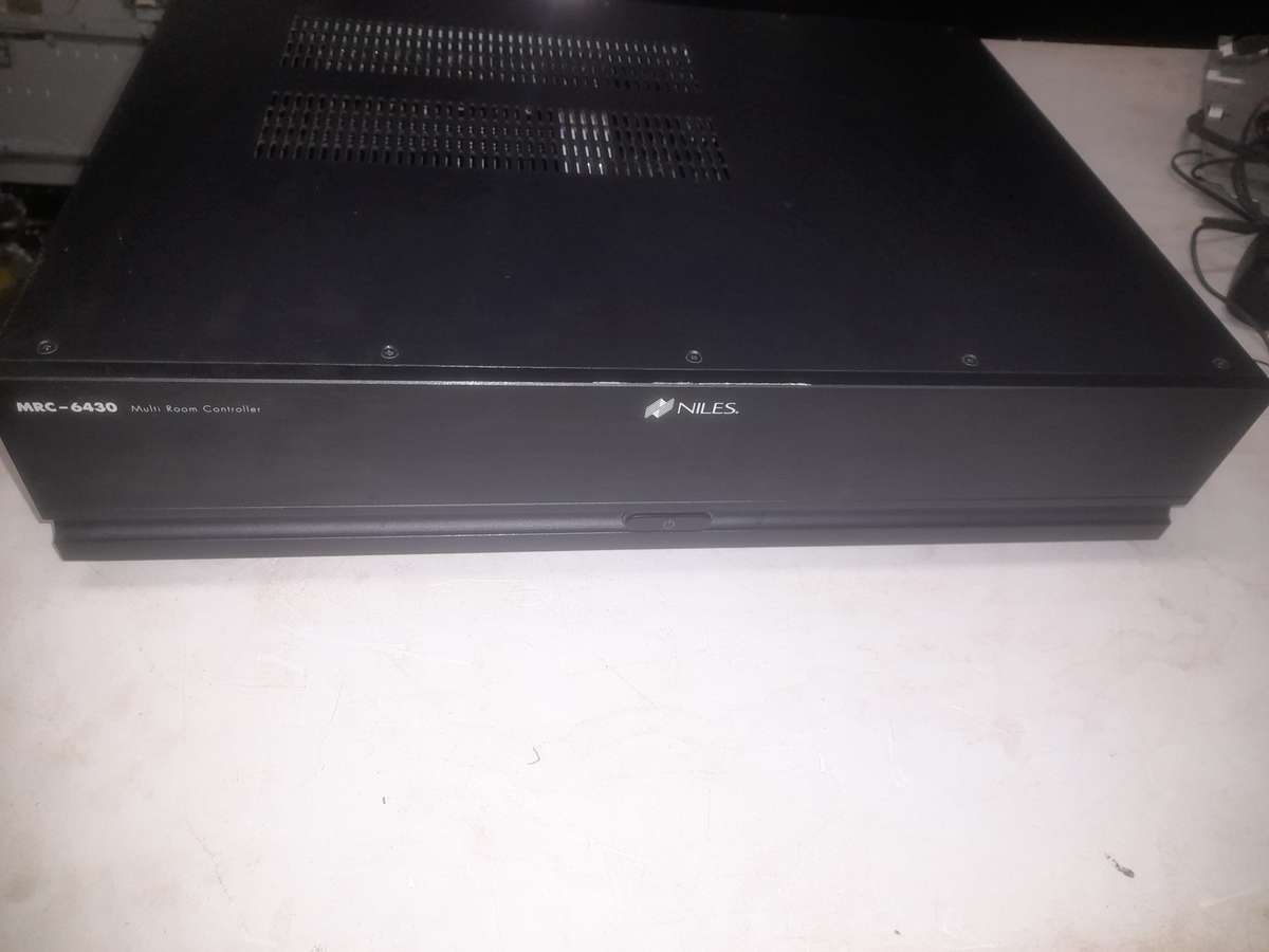 NILES MRC-6430 MULTI-ZONE CONTROLLER/ AMPLIFIER | 6 SOURCE | 6 ZONE