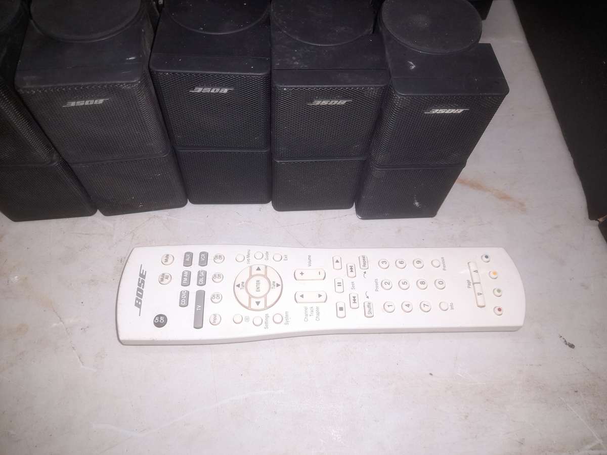 BOSE LIFESTYLE 18 SERIES 2 | 5.1 SPEAKER SURROUND SOUND SYSTEM | SPEAKER CEILING MOUNT KIT