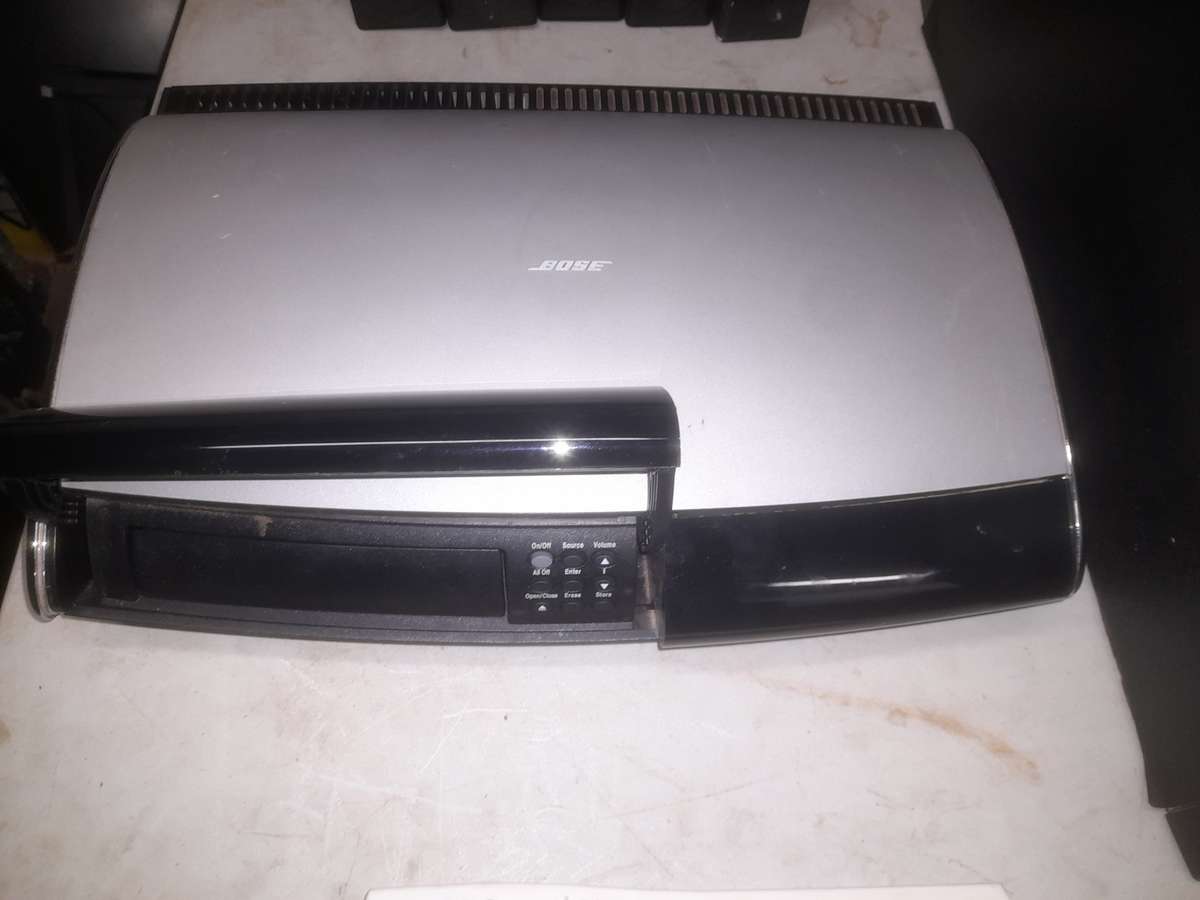 BOSE LIFESTYLE 18 SERIES 2 | 5.1 SPEAKER SURROUND SOUND SYSTEM | SPEAKER CEILING MOUNT KIT