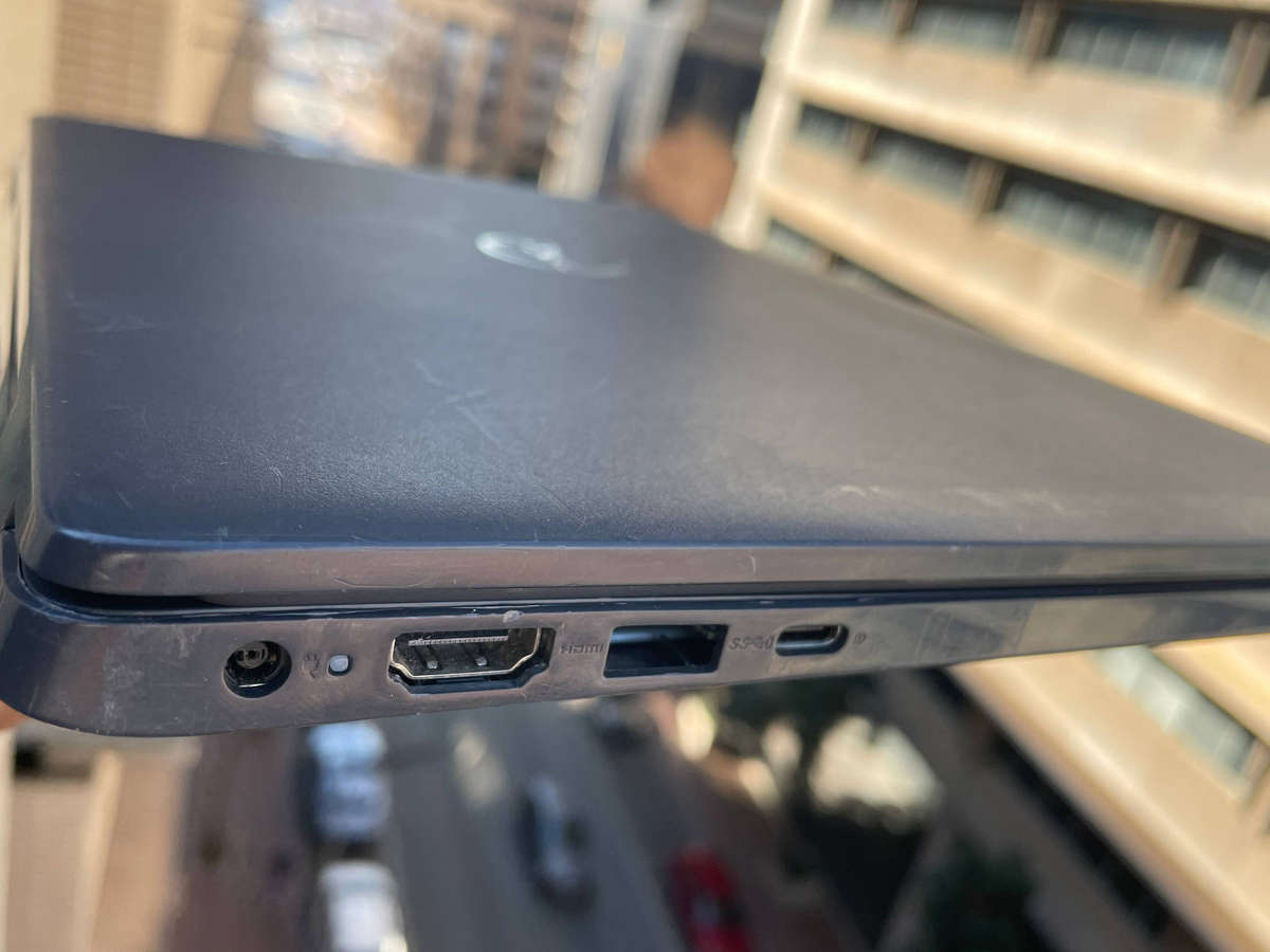 DELL LATITUDE 3410 CORE i5 10th GEN 8GB DDR4 RAM - 256GB SSD - EXCELLENT BATTERY - GOOD CONDITION
