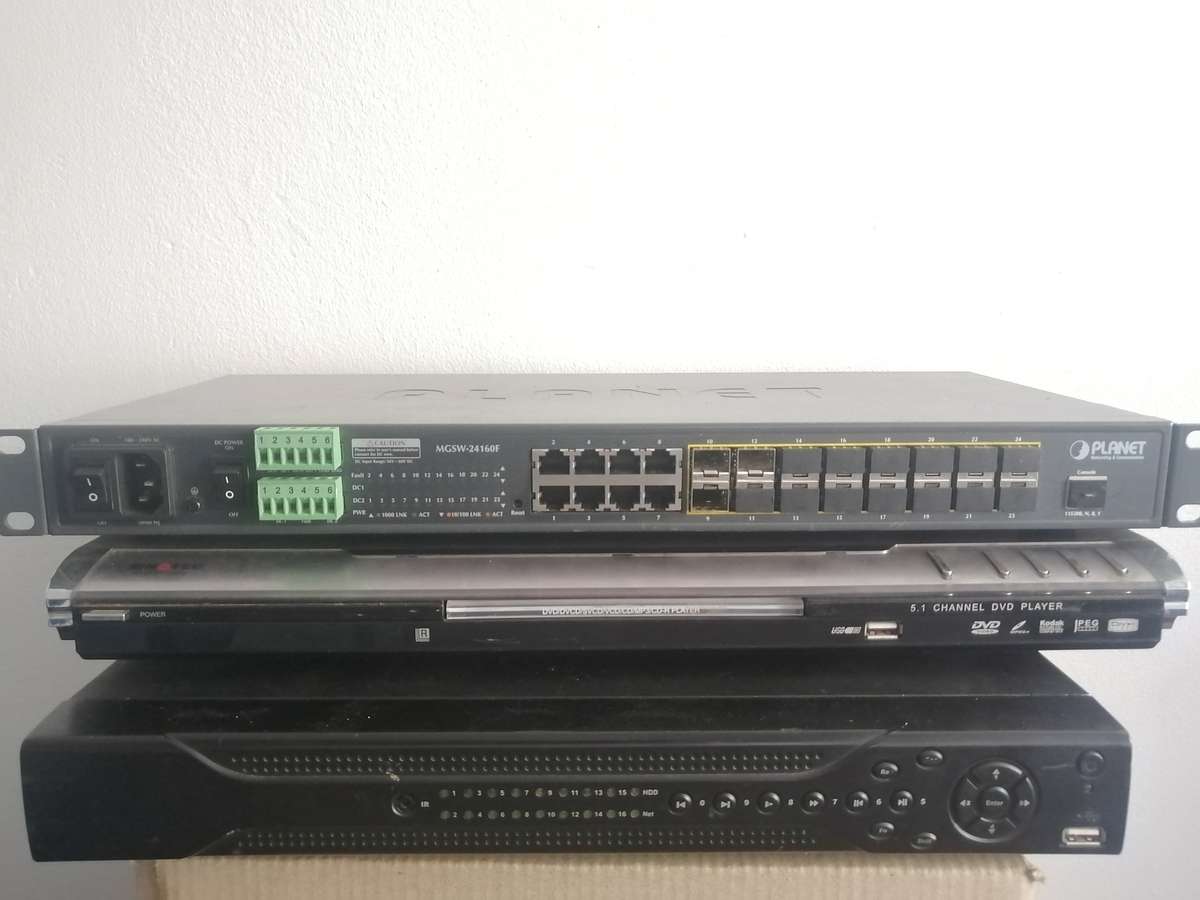 Various working Electronics DVR+ DVD + SFP SWITCH