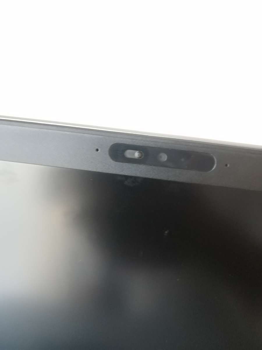 Dell Core i5-10th gen 10210U | 8GB RAM ddr4 | 256GB SSD m.2 |Win 11 Intel UHD GRAPHICS Latitude 5510