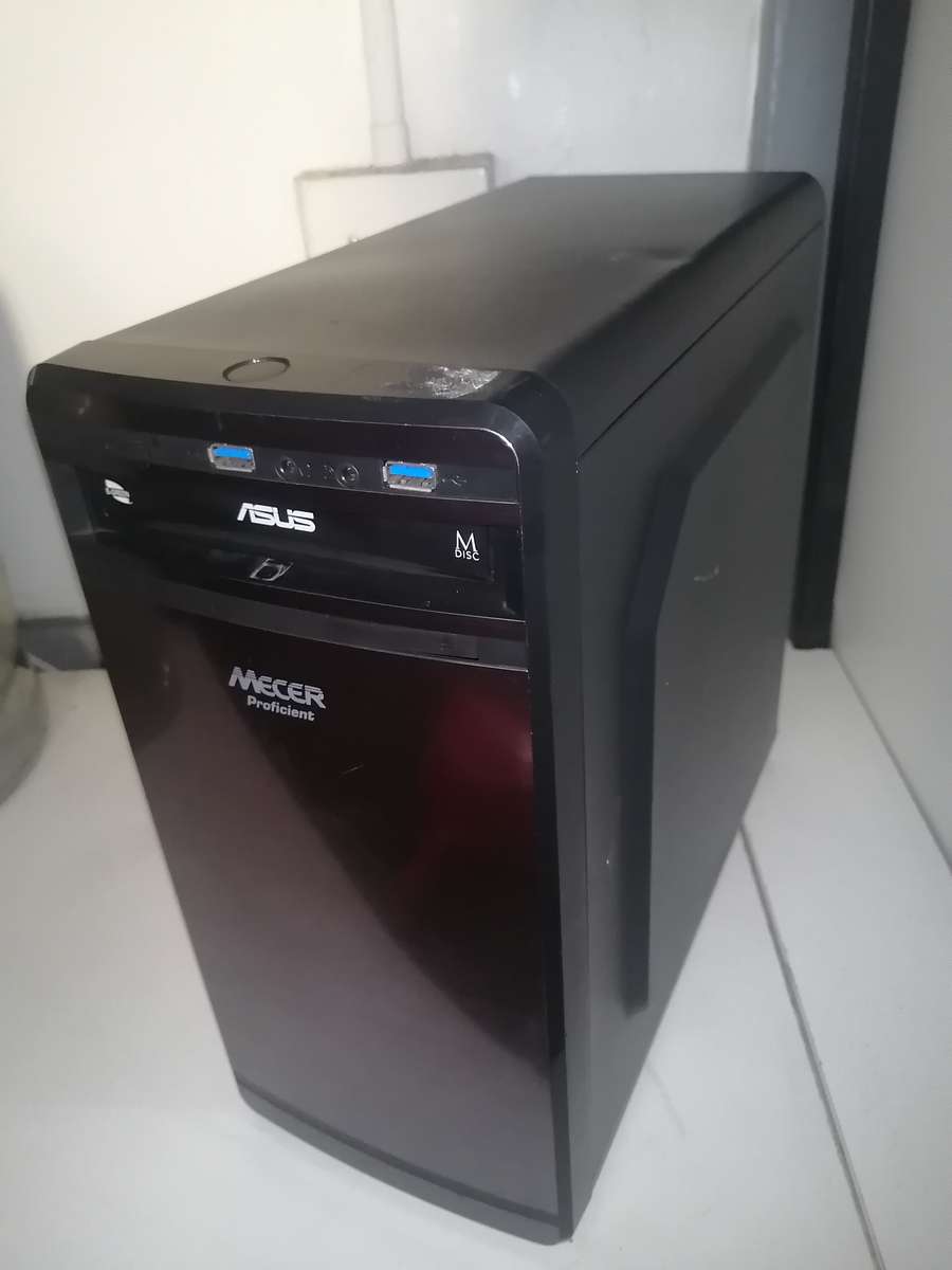 Core i5 9th gen @ upto 4.1Ghz (6 Cores), 8GB DDR4 2666Mhz, 1 TB hardrive, Win 11 OS