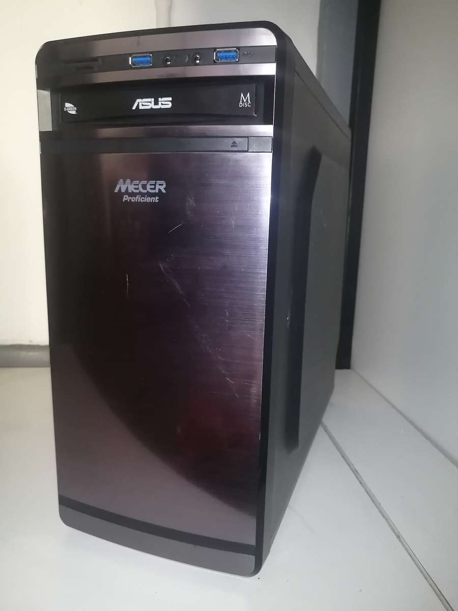 Core i5 9th gen @ upto 4.1Ghz (6 Cores), 8GB DDR4 2666Mhz, 1 TB hardrive, Win 11 OS