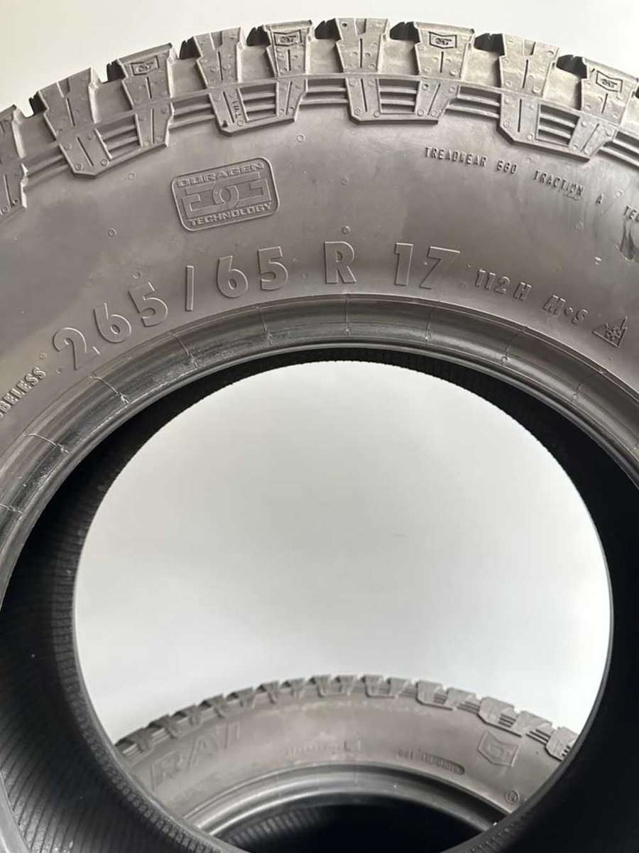 (4)265/65/17 General Grabber AT3. Great Condition