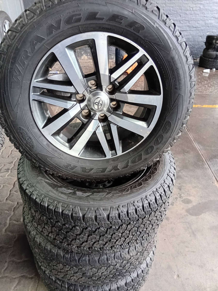 Toyota Hilux D4D Mags and Tyres