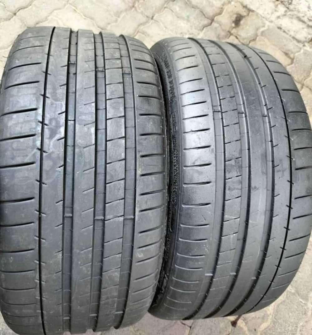265/30/20 x 2 Michelin Pilot Super Sport. 85% life
