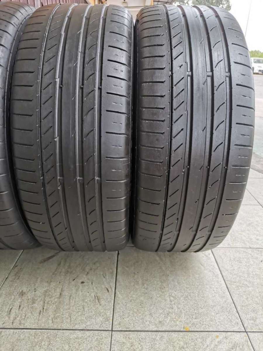 235/45/19 Continental used Tyres.