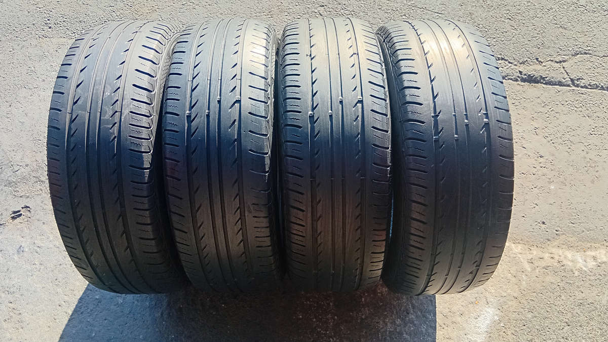 205/60/16 × 4 Goodyear tyres for sale
