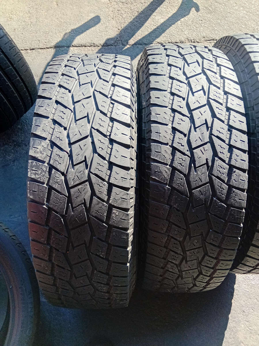 245/75/17 x 4 Toyo Open Country AT used tyres