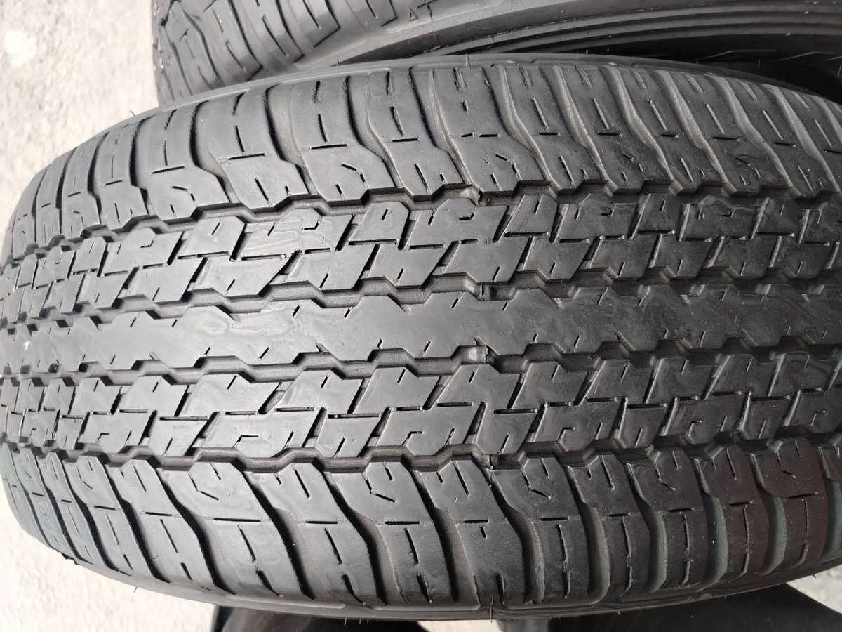 265/60/18 Dunlop Grandtrek AT. 70% life