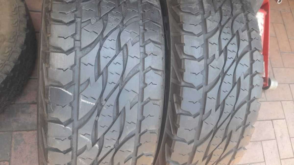 235/65/17 AT Tyres. Good second hand tyres
