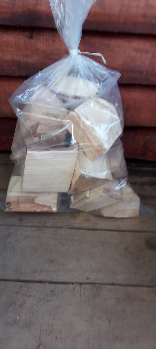 Pecanwood smoker chunks for barbecue