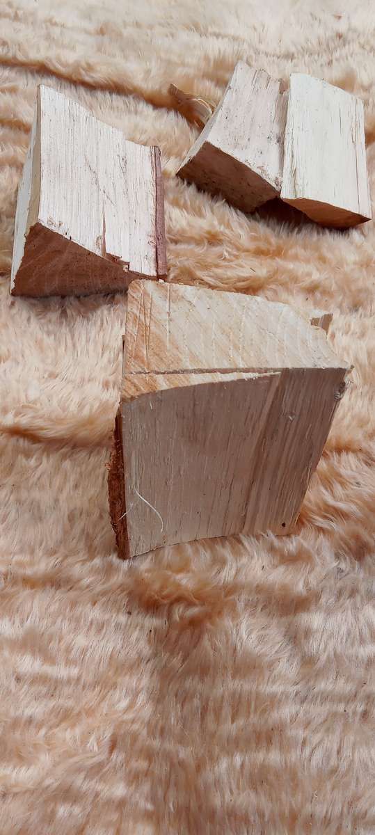 Pecanwood smoker chunks for barbecue