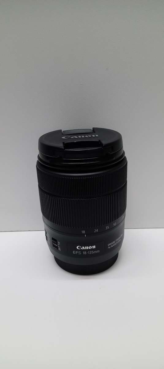 Canon EF 18-135mm f3.5-5.6 USM IS Zoom lens