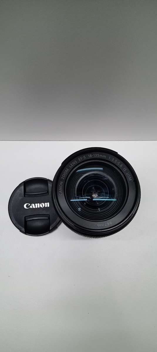 Canon EF 18-135mm f3.5-5.6 USM IS Zoom lens