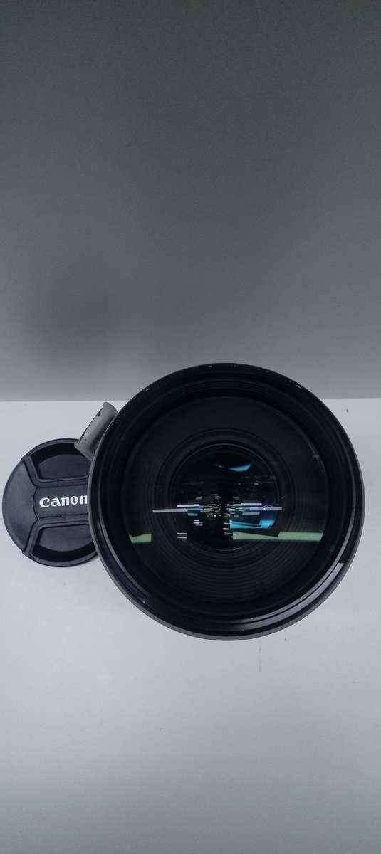 Canon EF 100-400mm f4.5-5.6 L IS II USM ZOOM LENS