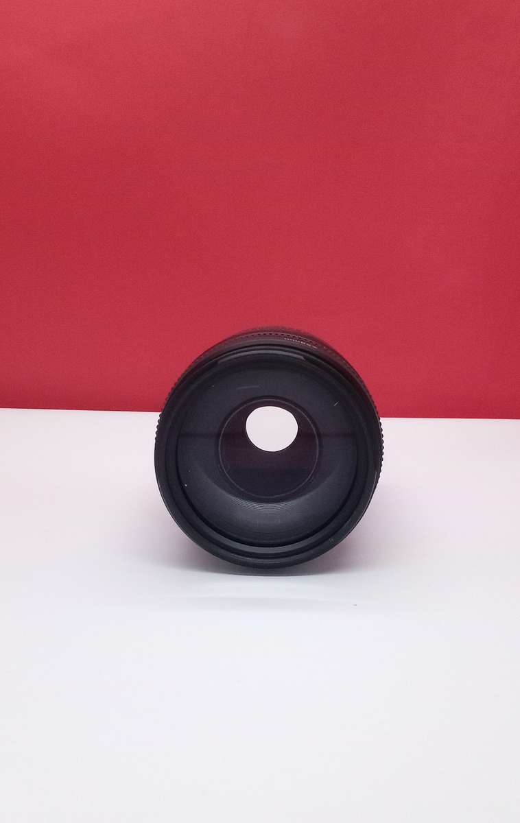 Canon EF 75-300mm Zoom lens