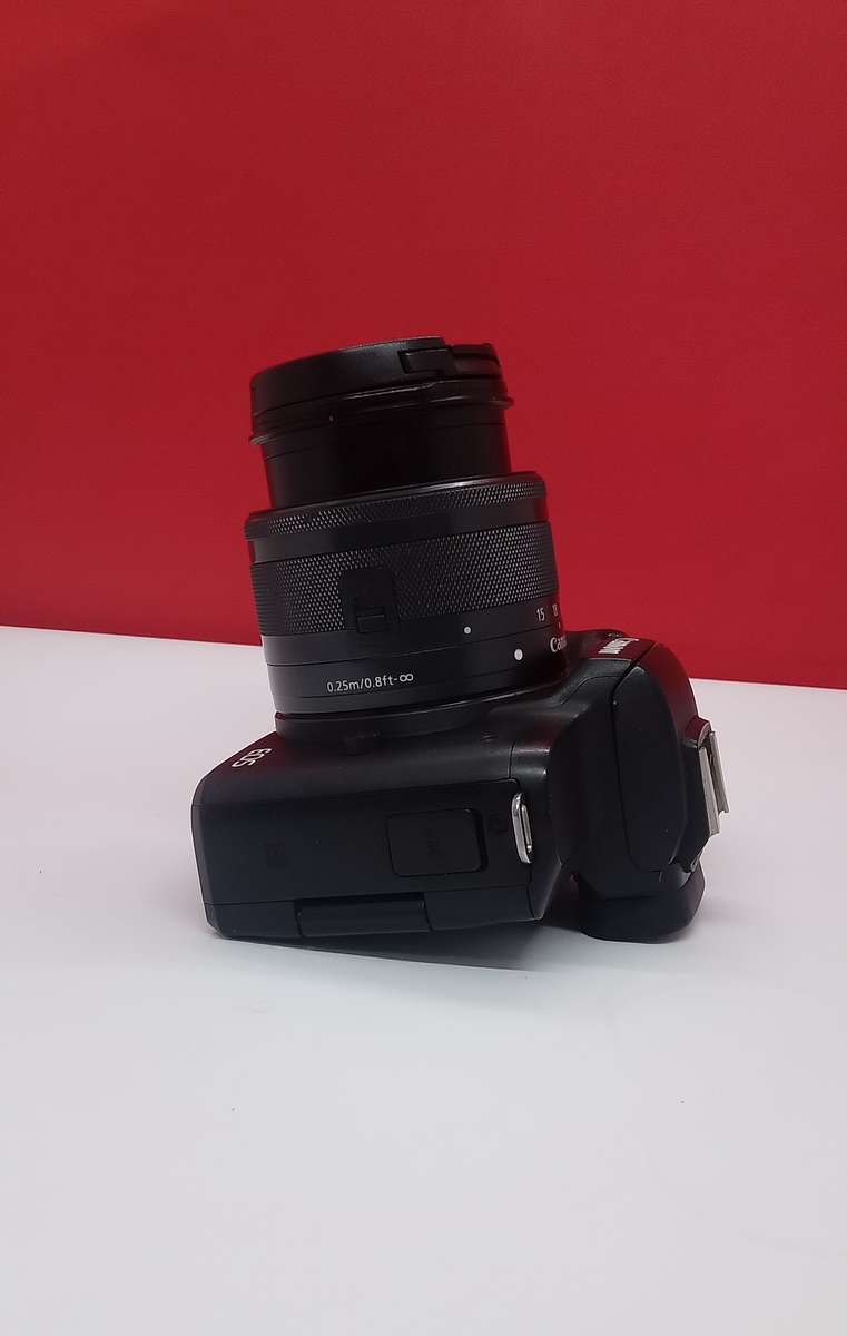 Canon EOS M50  4K mirrorless camera