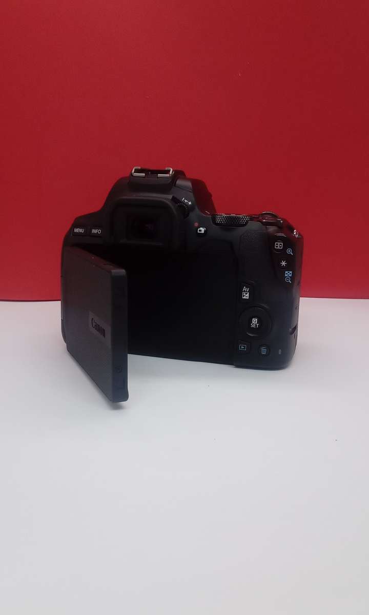 Canon 250d slr 4K camera