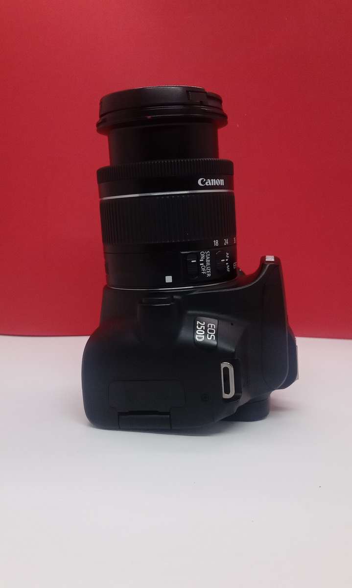 Canon 250d slr 4K camera