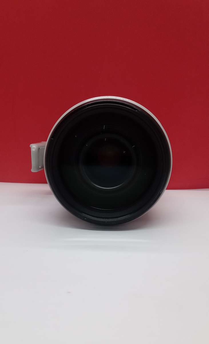 Canon EF 100-400mm f4.5-5.6 L IS II USM ZOOM LENS