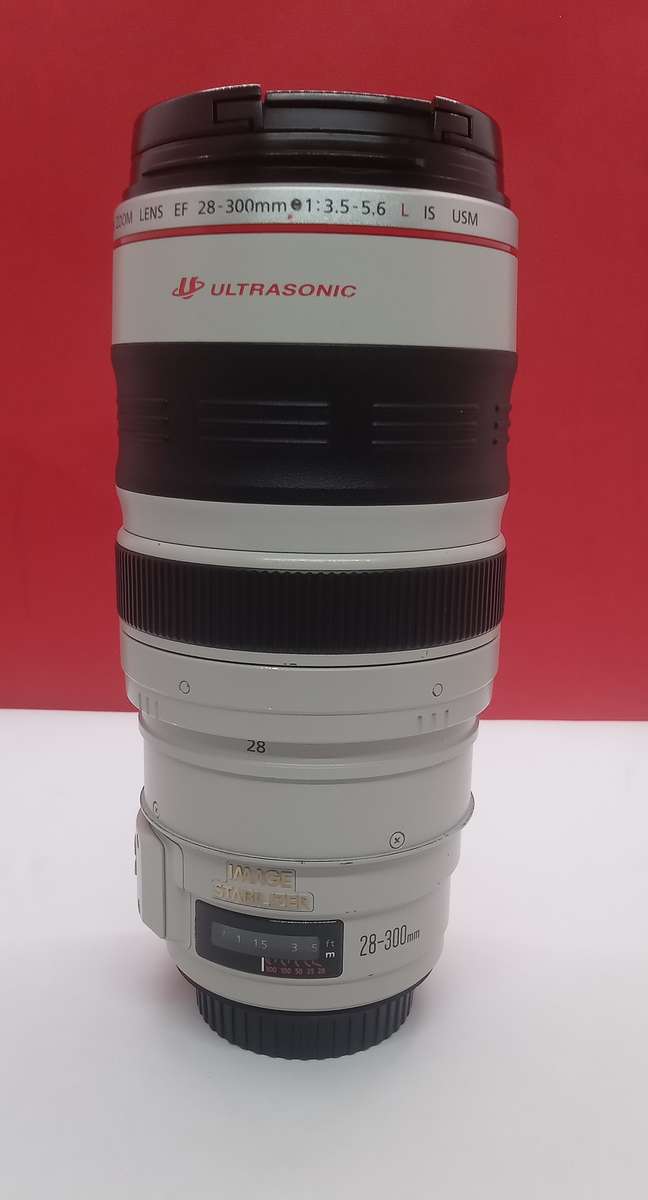Canon EF 28-300mm 1:3.5-5.6 L IS USM
