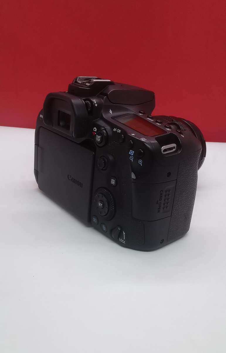 Canon 90D + EF 18-55mm lens