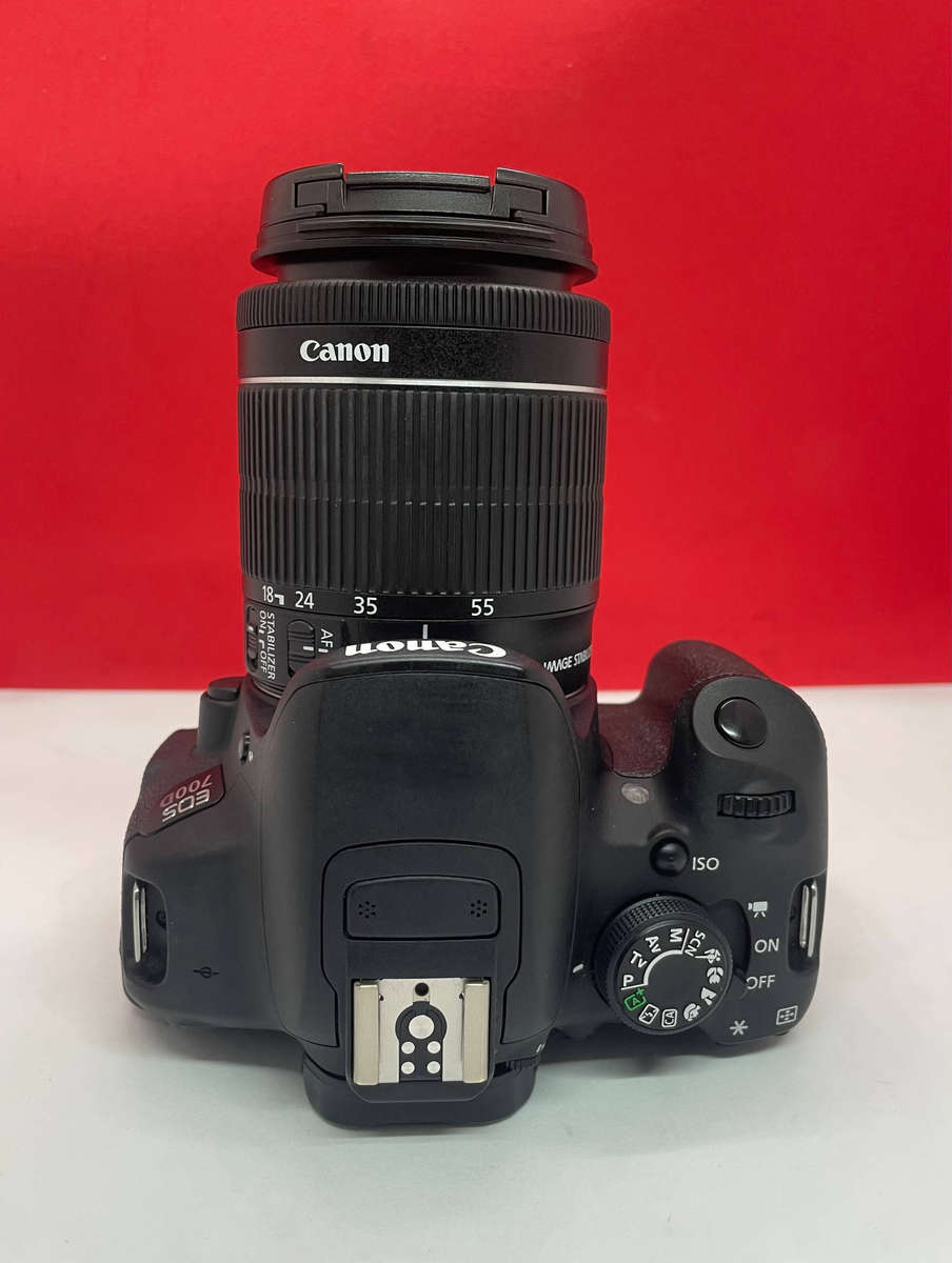 Canon 700d slr camera